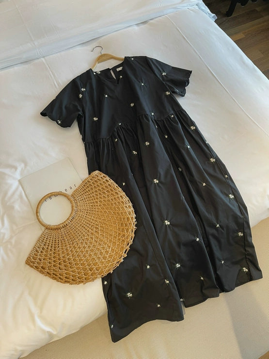 Embroidered Dress Woman Short Sleeve 2023 Summer Clothing Style Elegant Korean Fashion Blouses Beach Long Robe Floral Vintage-2