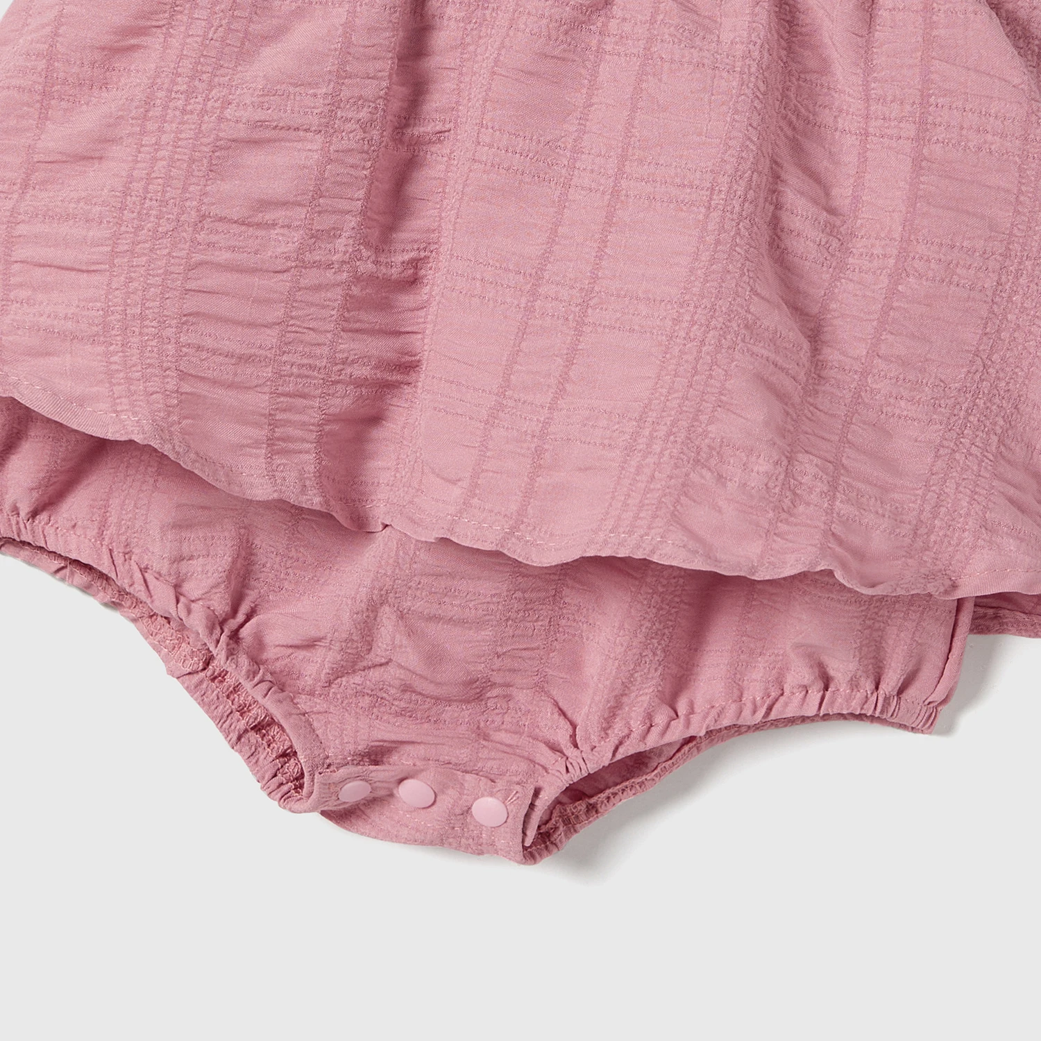 PatPat Family Matching Pink Ruffle-sleeve Texture Dresses and Color Block Short-sleeve T-shirts Sets-4