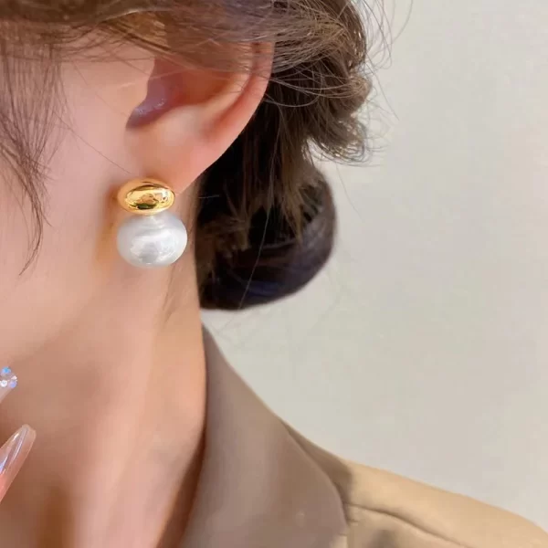 2025 new french elegant gold color bean spliced flat pearl earrings for korean fashion jewelry party women's sweet accessories