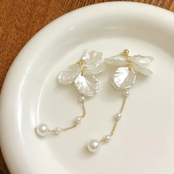 modern jewelry 925 silver needle elegant temperament simulated pearl tassel earrings for women fashion accessories wholesale