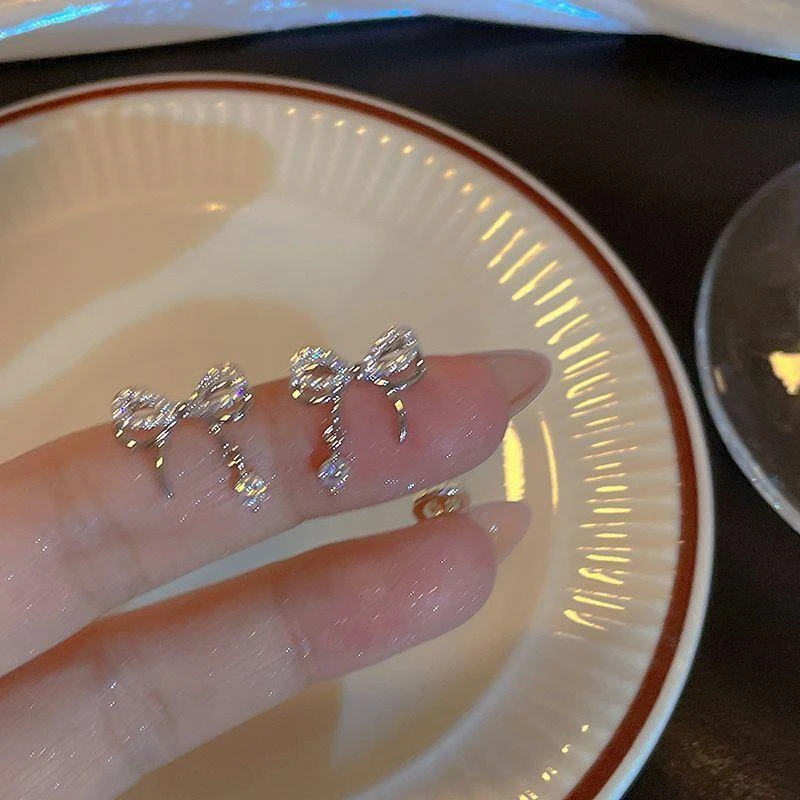 JWER Trend Elegant Alloy Bowknot Zircon Small Studs Earring Korea Charm Chic Women Crystal Piercings Jewelry for Teens-4 JWER Trend Elegant Alloy Bowknot Zircon Small Studs Earring Korea Charm Chic Women Crystal Piercings Jewelry for Teens-4