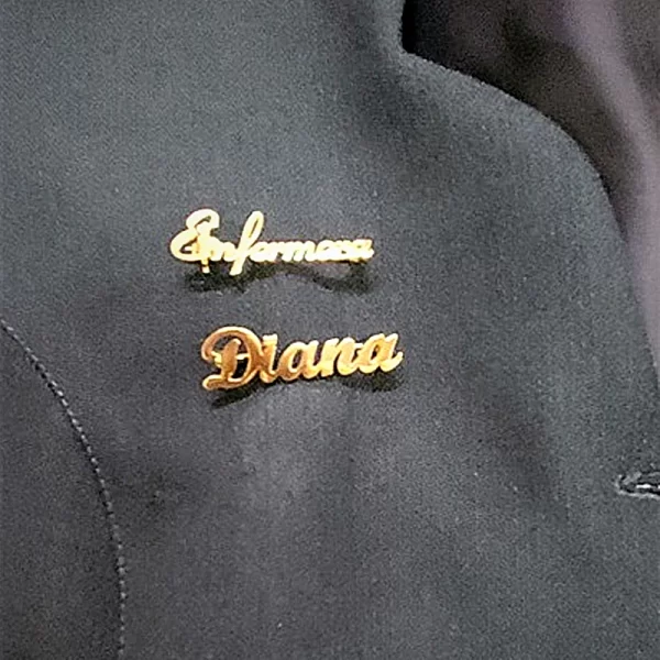personalized custom women name brooch stainless steel nameplant text lapel pins badges fashion jewelry best gifts for her