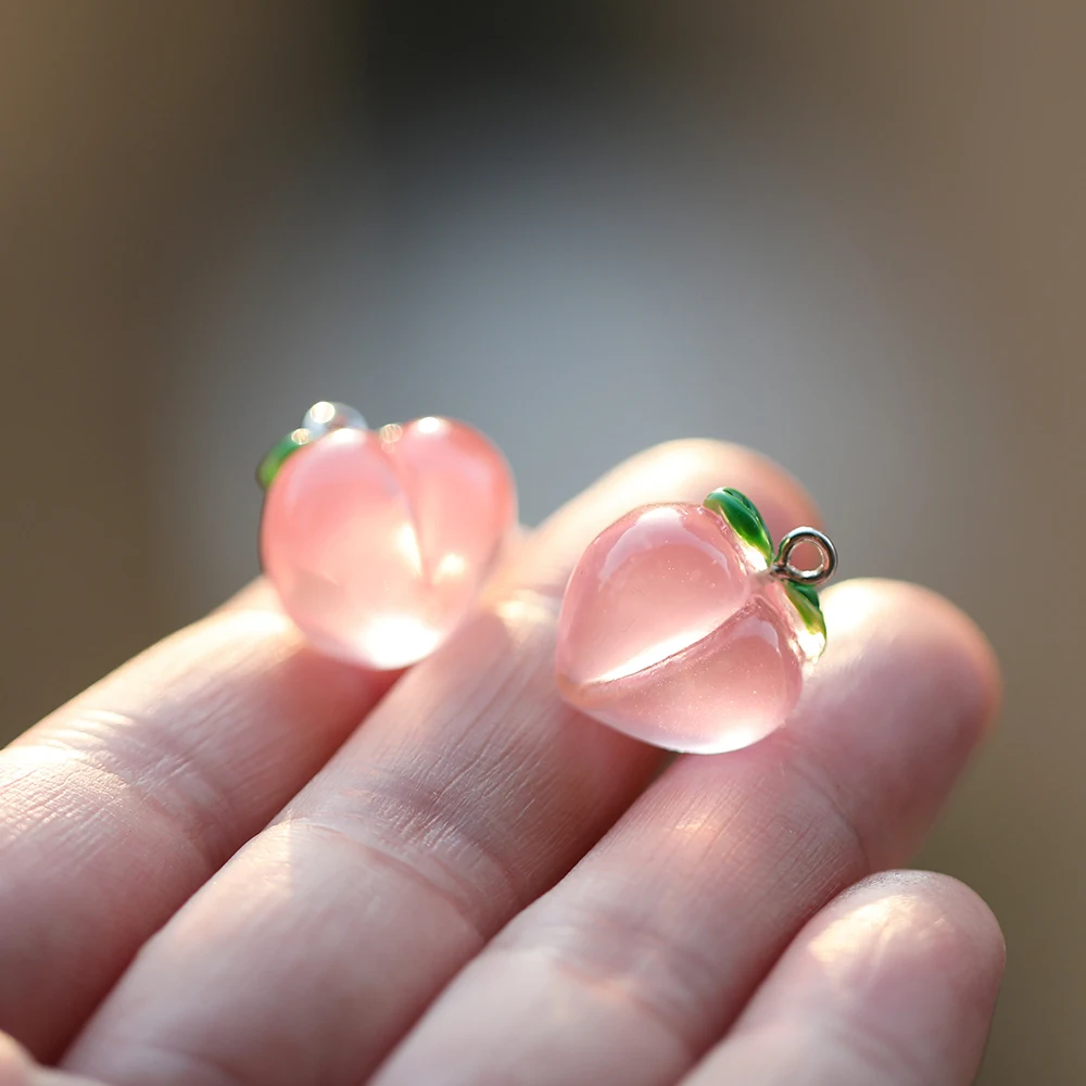 10pcs/Lot Transparent Peach Resin Charms Pendant for Jewelry Making Accessories DIY Earrings Necklace Keychain Decoration-4 10pcs/Lot Transparent Peach Resin Charms Pendant for Jewelry Making Accessories DIY Earrings Necklace Keychain Decoration-4