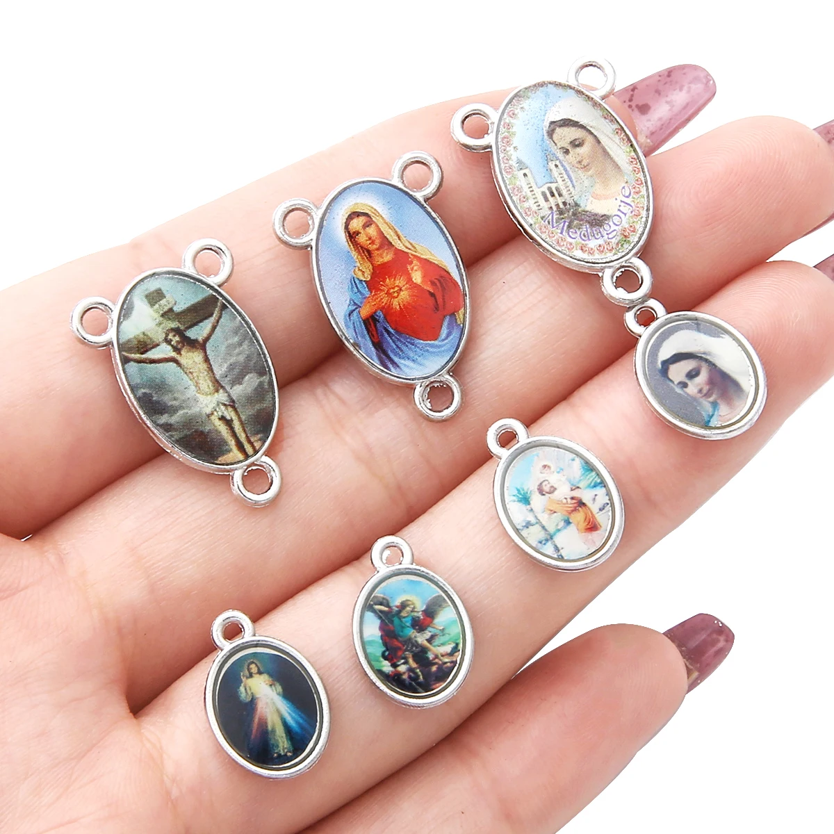Mix 20Pcs Jesus Virgin Mary Three Hole Charm Pendant For Diy Jewelry Making Accessories Zinc Alloy Religion Pendant-2 Mix 20Pcs Jesus Virgin Mary Three Hole Charm Pendant For Diy Jewelry Making Accessories Zinc Alloy Religion Pendant-2