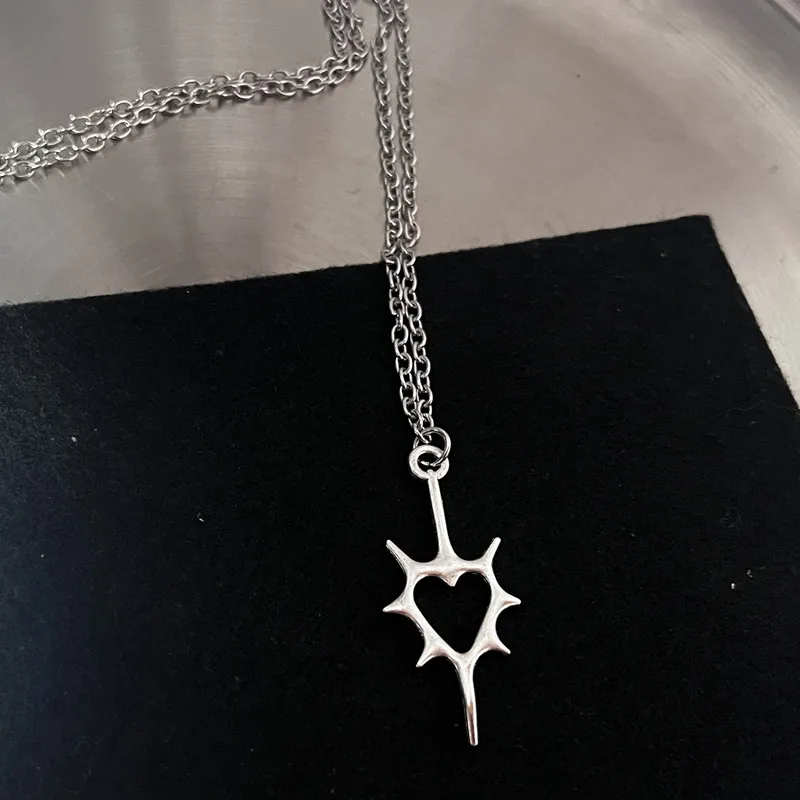 Y2K Flail Fire Heart Teeth Pendant Necklace for Women Men Charm Necklace Grunge Punk Fashion Jewelry ﻿-5