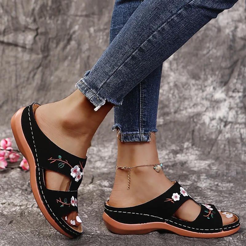 Women Slippers Embroider Flowers Leather Woman Sandals 2023 Outdoor Light Casual Wedges Slippers Slip on Summer Shoes for Women-3
