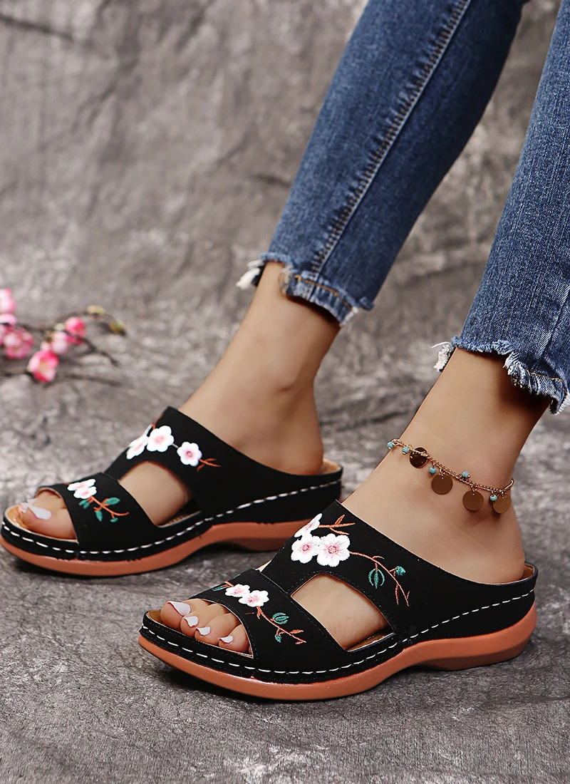 Women Slippers Embroider Flowers Leather Woman Sandals 2023 Outdoor Light Casual Wedges Slippers Slip on Summer Shoes for Women-8