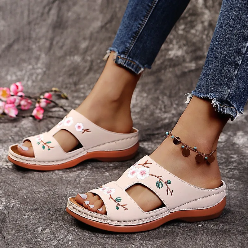 Women Slippers Embroider Flowers Leather Woman Sandals 2023 Outdoor Light Casual Wedges Slippers Slip on Summer Shoes for Women-4