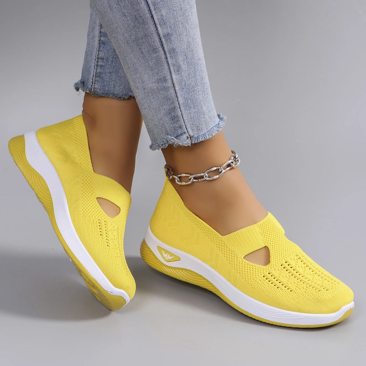 Spring new women's sports shoes, fashionable, breathable, lightweight, non-slip, wear-resistant, casual sports shoes, flat shoes-35